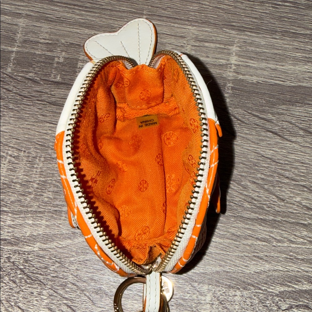 Tory Burch Whimsical Fish Coin Pouch/Key Chain - Picture 10 of 16